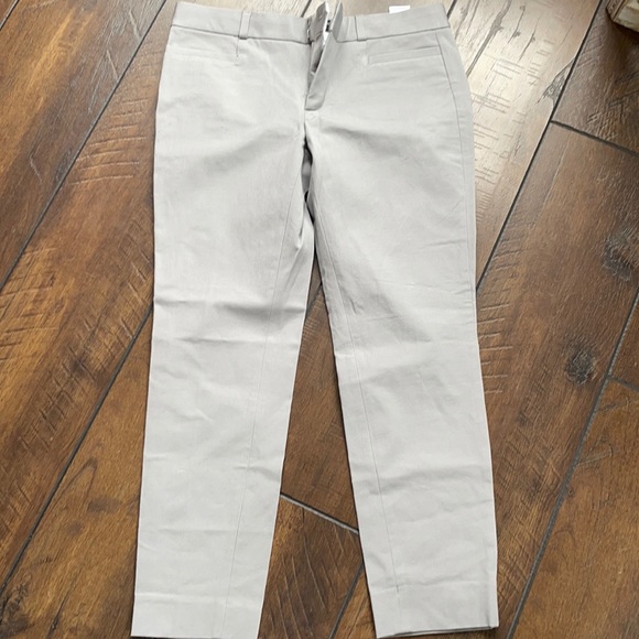 Banana Republic Solan Fit Size 4 - Picture 1 of 5